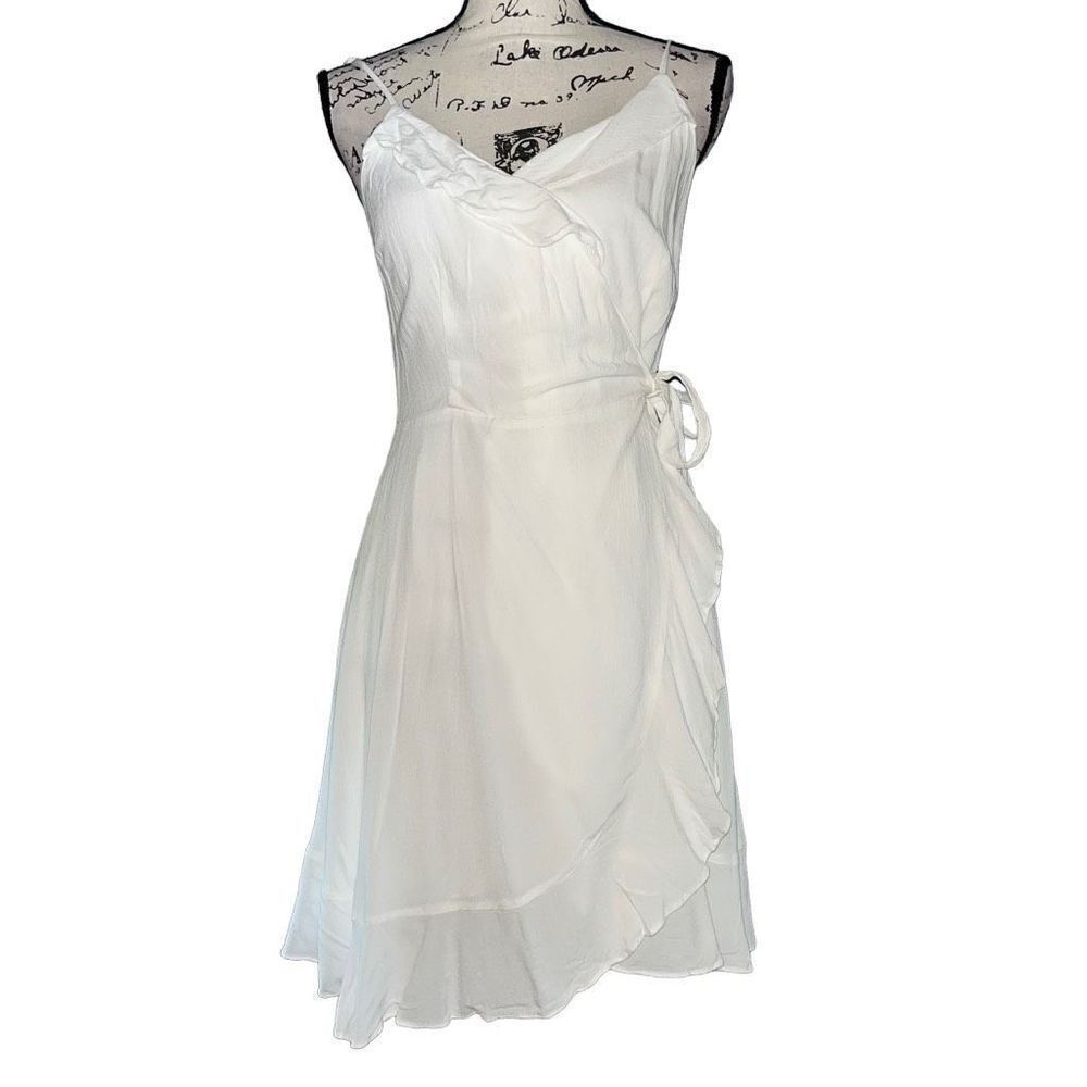 Cupcakes and Cashmere White Ruffle Wrap Mini Dress Small New